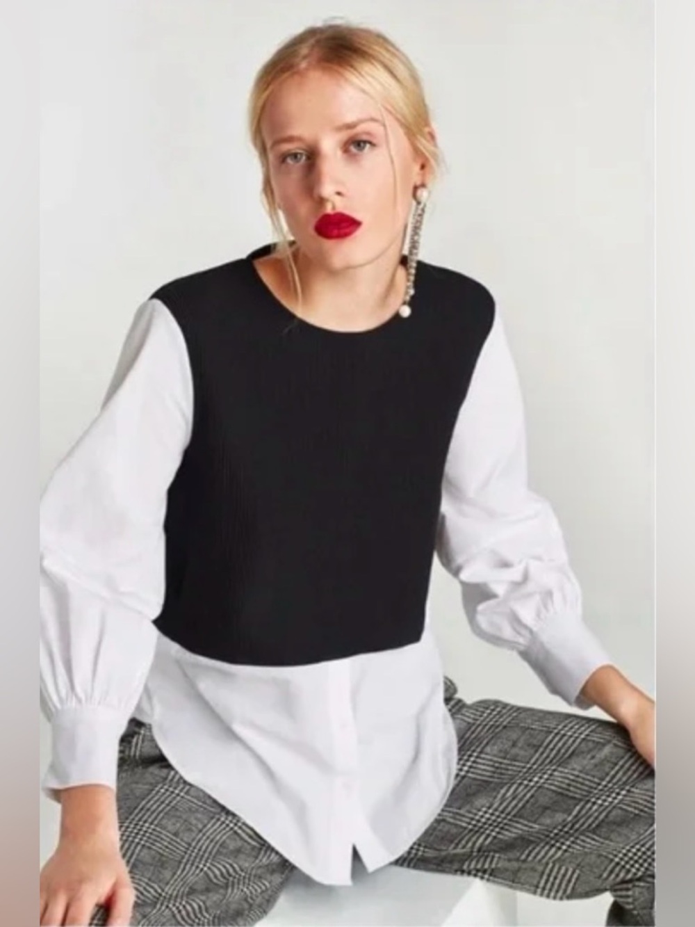 Zara Contrast Poplin Shirt White Faux Black Vest Size Medium.